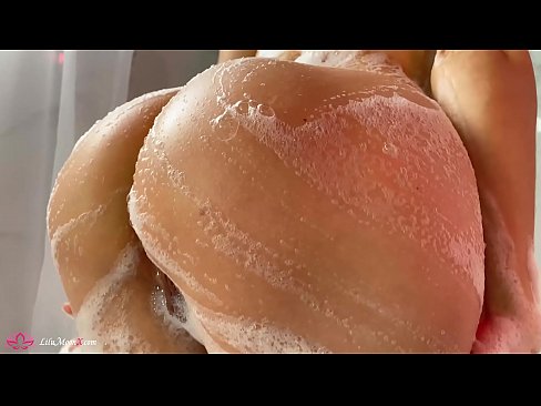 ❤️ Brunette شاور میں شدید orgasm کے لئے وائبریٹر کے ساتھ بلی میں مشت زنی کرتی ہے۔ ❤  ہم پر ur.japangaysex.ru